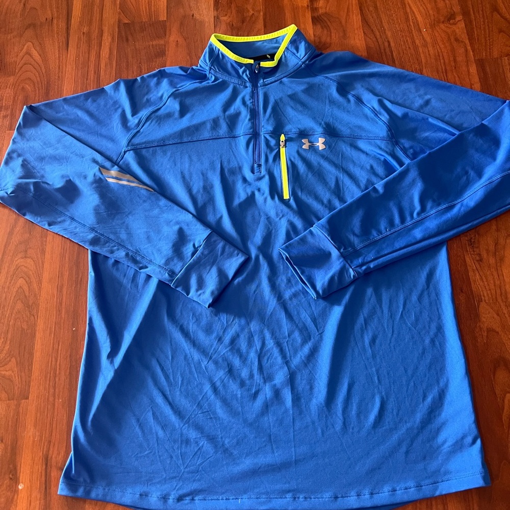 Men’s XL Under Armour pullover. New condition!